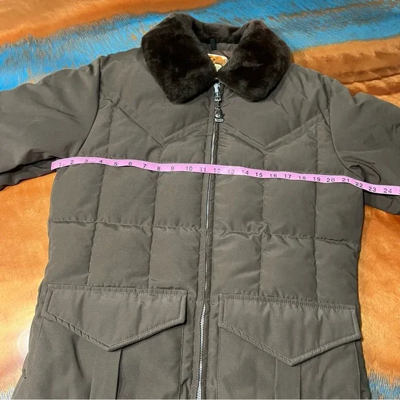Vintage Comfy Down Brown Faux fur collar Winter Puffer Jacket small USA